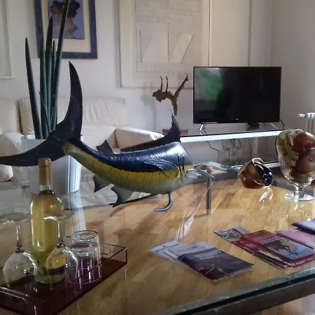 Griffoni 7 Bed & Breakfast 4*